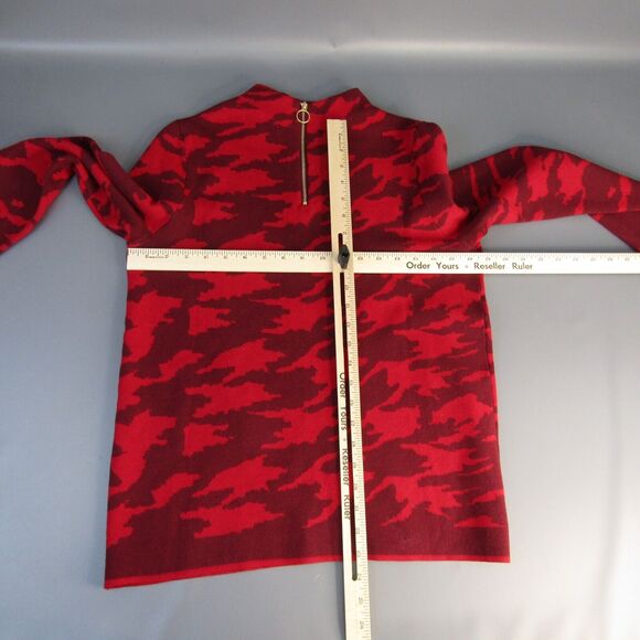 Chico's Red Camo Sweater Women's Size 1 Camouflage M 8 Medium Classic Knit - Picture 7 of 9